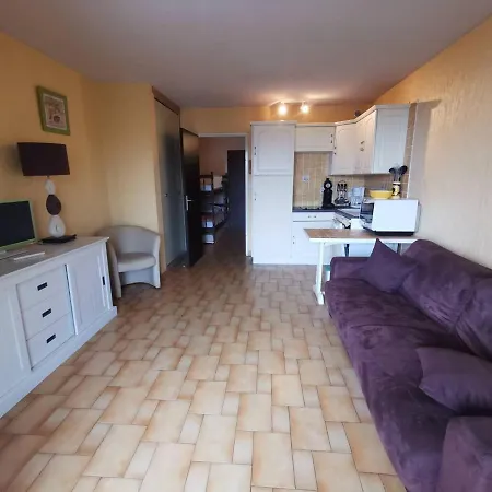 008 Indes Galantes D31 Apartment *